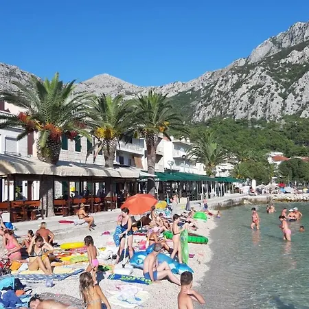 Ivanka アパート *