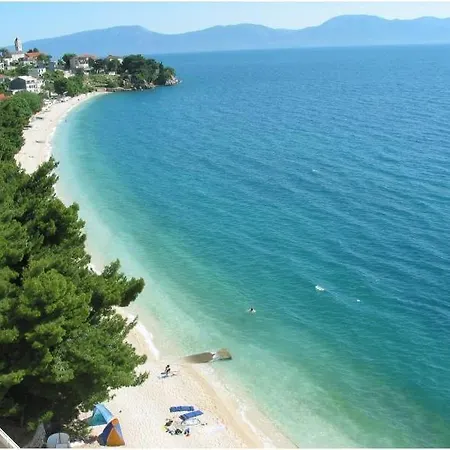 Ivanka * Gradac (Split-Dalmatia)