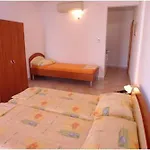 Apartment Ivanka Gradac (Split-Dalmatia)