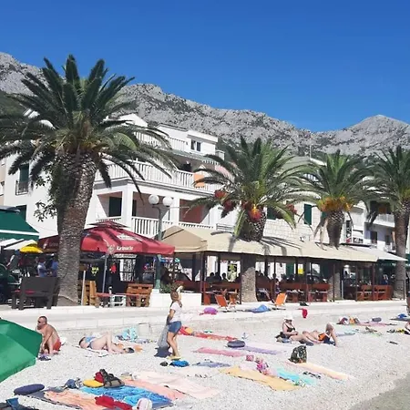 Daire Ivanka Gradac (Split-Dalmatia)