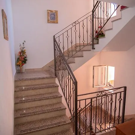 Ivanka * Gradac (Split-Dalmatia)