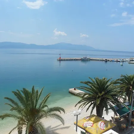 Daire Ivanka Gradac (Split-Dalmatia)